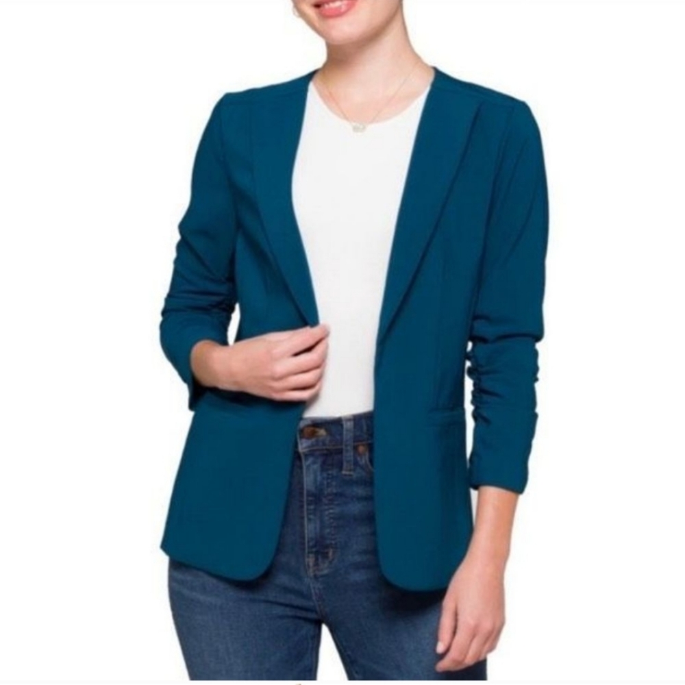 Skies are Blue Curvy Blazer Blue Raja